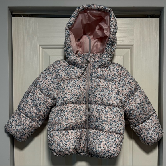 NWT H&M Little Girl’s Floral Winter Puffer Coat - Picture 1 of 4